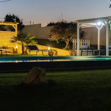 Triona Con Piscina Marzamemi