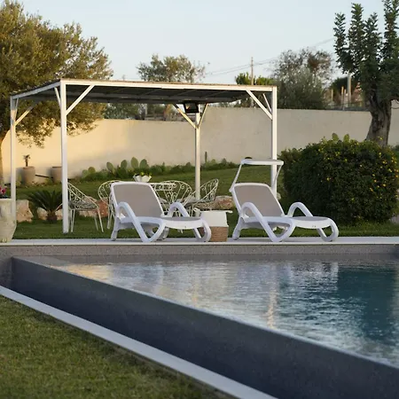 Apartment Triona Con Piscina