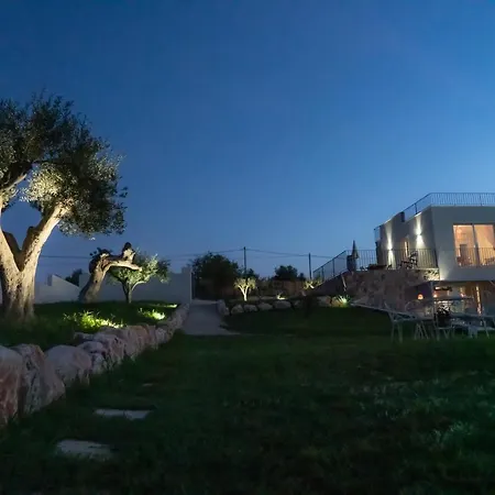 Triona Con Piscina * Marzamemi